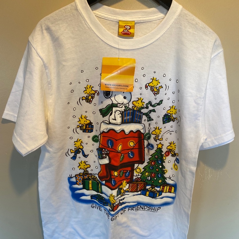 Vintage peanuts tee medium new with tags